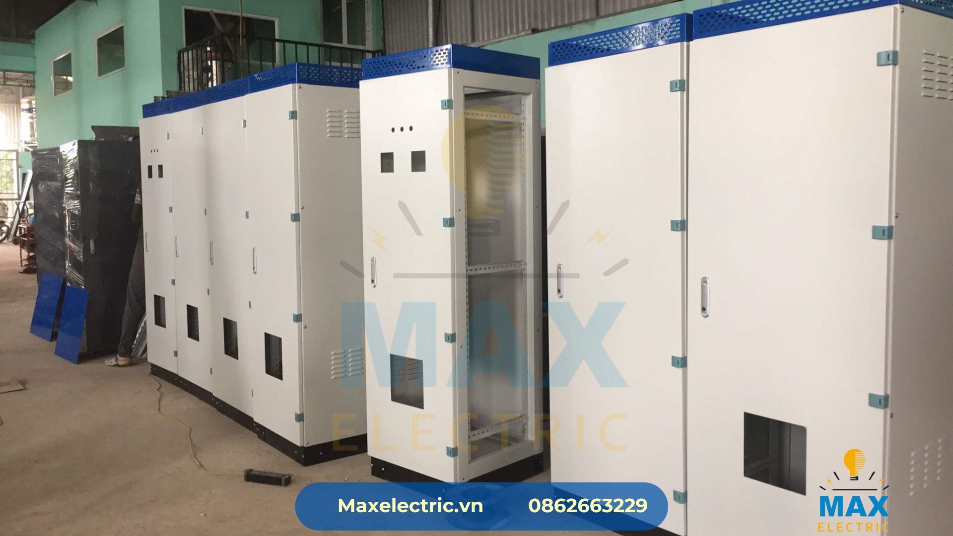 Vỏ tủ điện điều khiển Vỏ tủ điện điều khiển